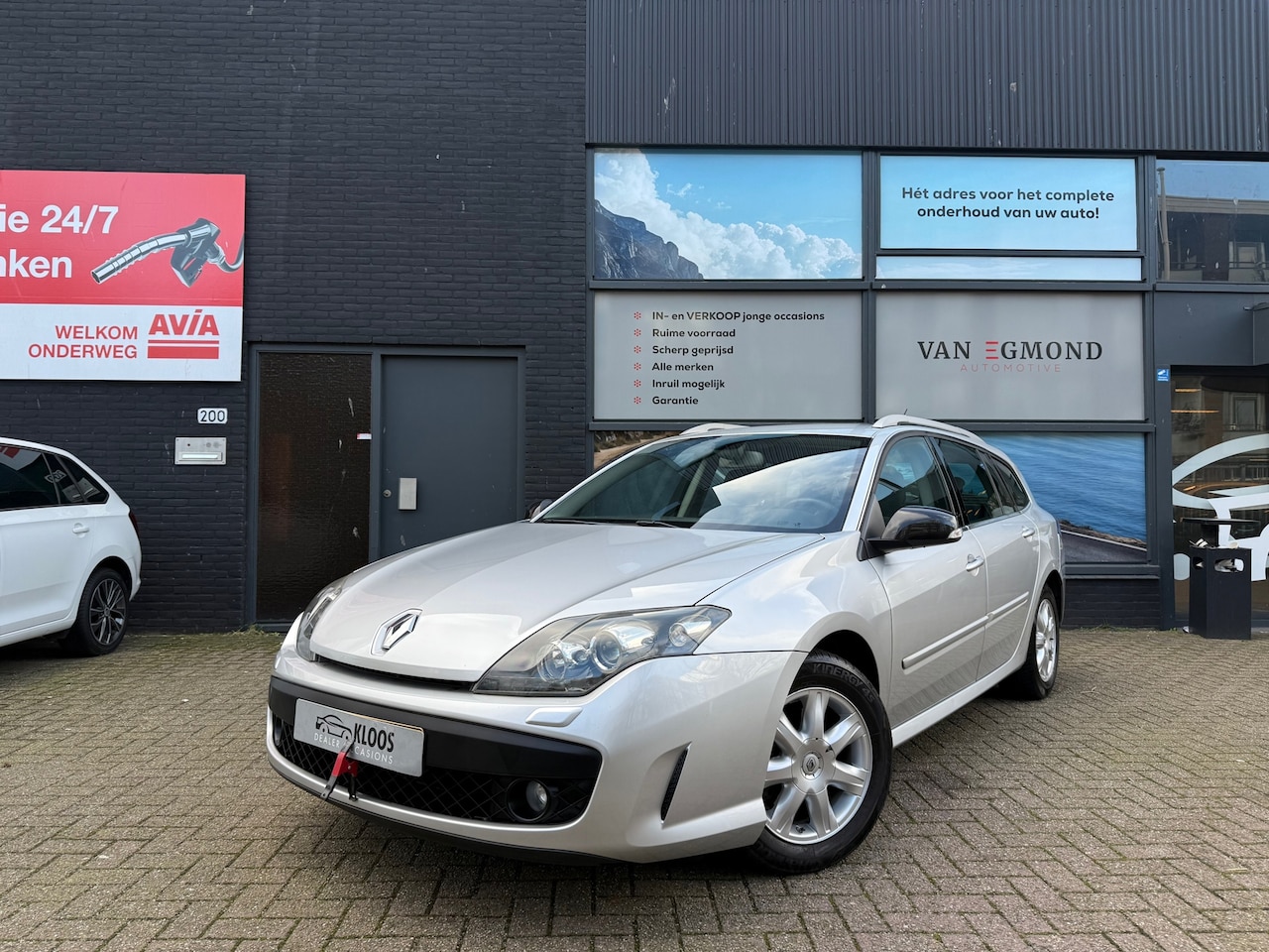 Renault Laguna Estate - 2.0 16V Dynamique 2.0 16V Dynamique - AutoWereld.nl