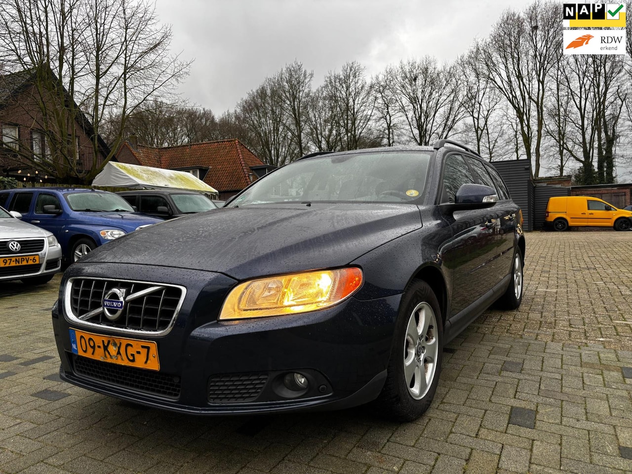 Volvo V70 - 2.4D Kinetic 2.4D Kinetic - AutoWereld.nl