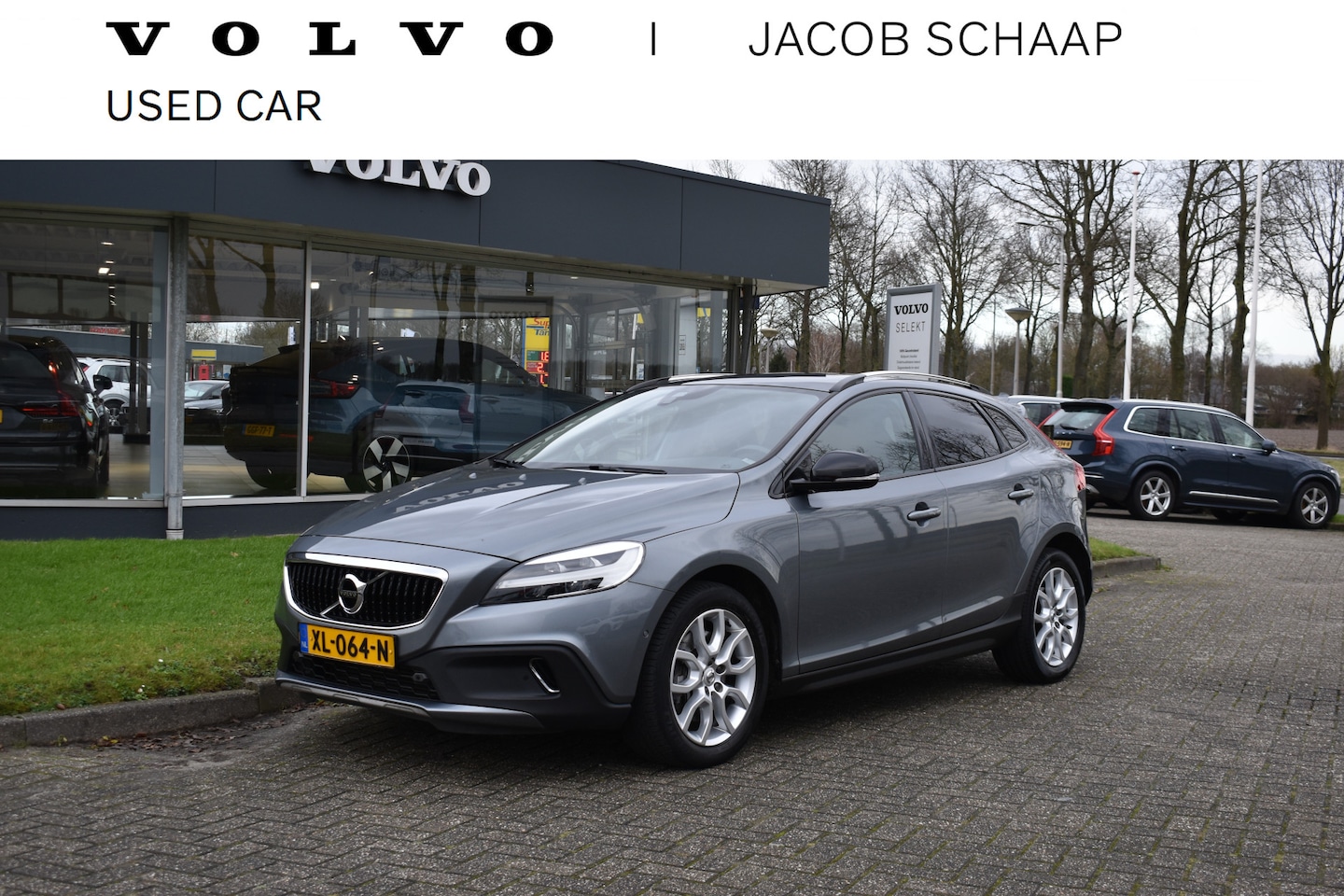 Volvo V40 Cross Country - T3 153PK Automaat Polar+ Luxury | Achteruitrijcamera | Harman/Kardon | Keyless | - AutoWereld.nl