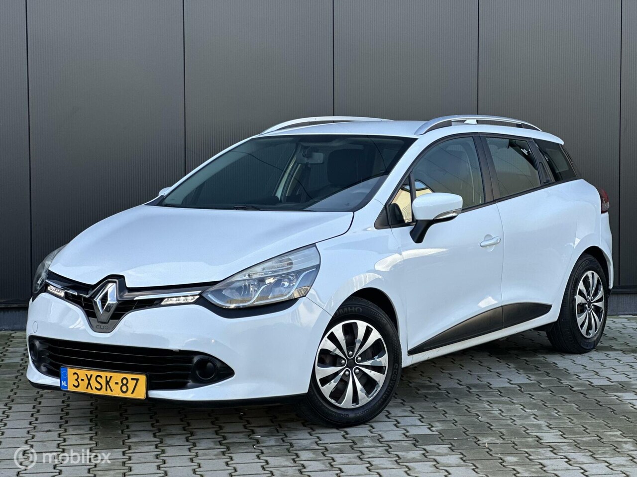 Renault Clio Estate - 0.9 TCe Expression | CRUISE | TREKHAAK | - AutoWereld.nl