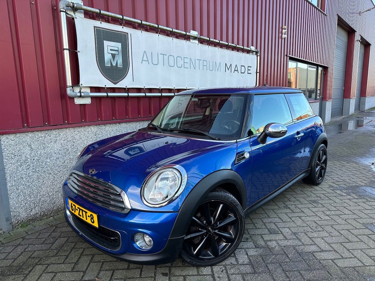 MINI One - Mini 1.6 Kite White // 138 DKM NAP // Navi // Pano. dak // Airco - AutoWereld.nl