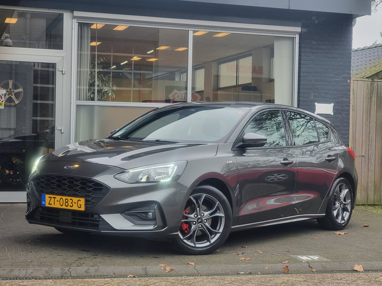 Ford Focus - 1.0 EcoBoost ST Line Business B&O / TREKHAAK / CARPLAY / INCL-BTW - AutoWereld.nl