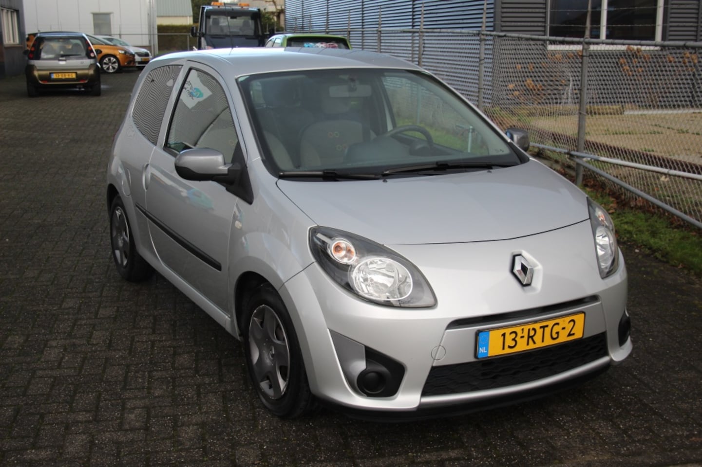 Renault Twingo - 1.2-16V Collection airco elek pakket mooi! - AutoWereld.nl