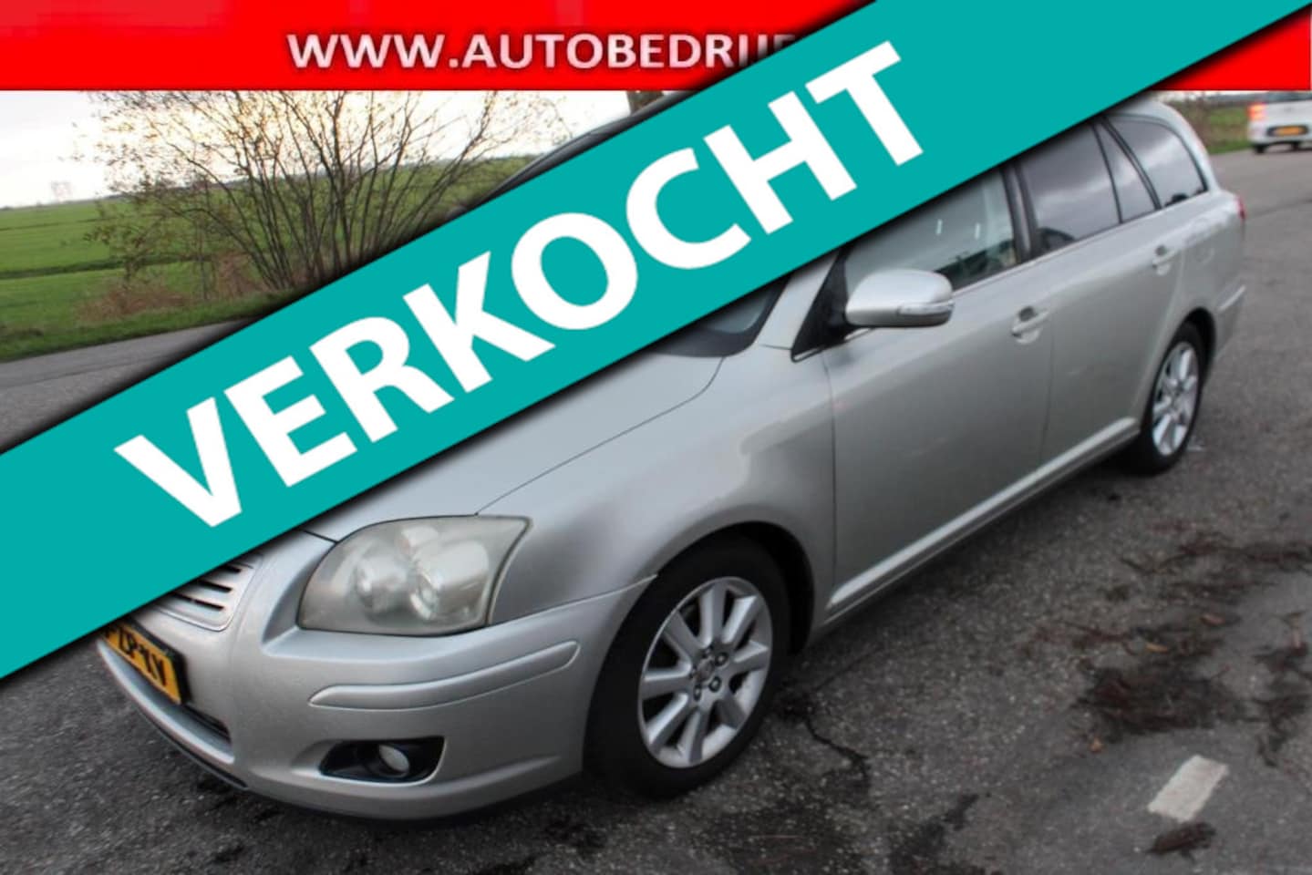 Toyota Avensis Wagon - 1.8 VVTi Luna // AUTOMAAT // - AutoWereld.nl