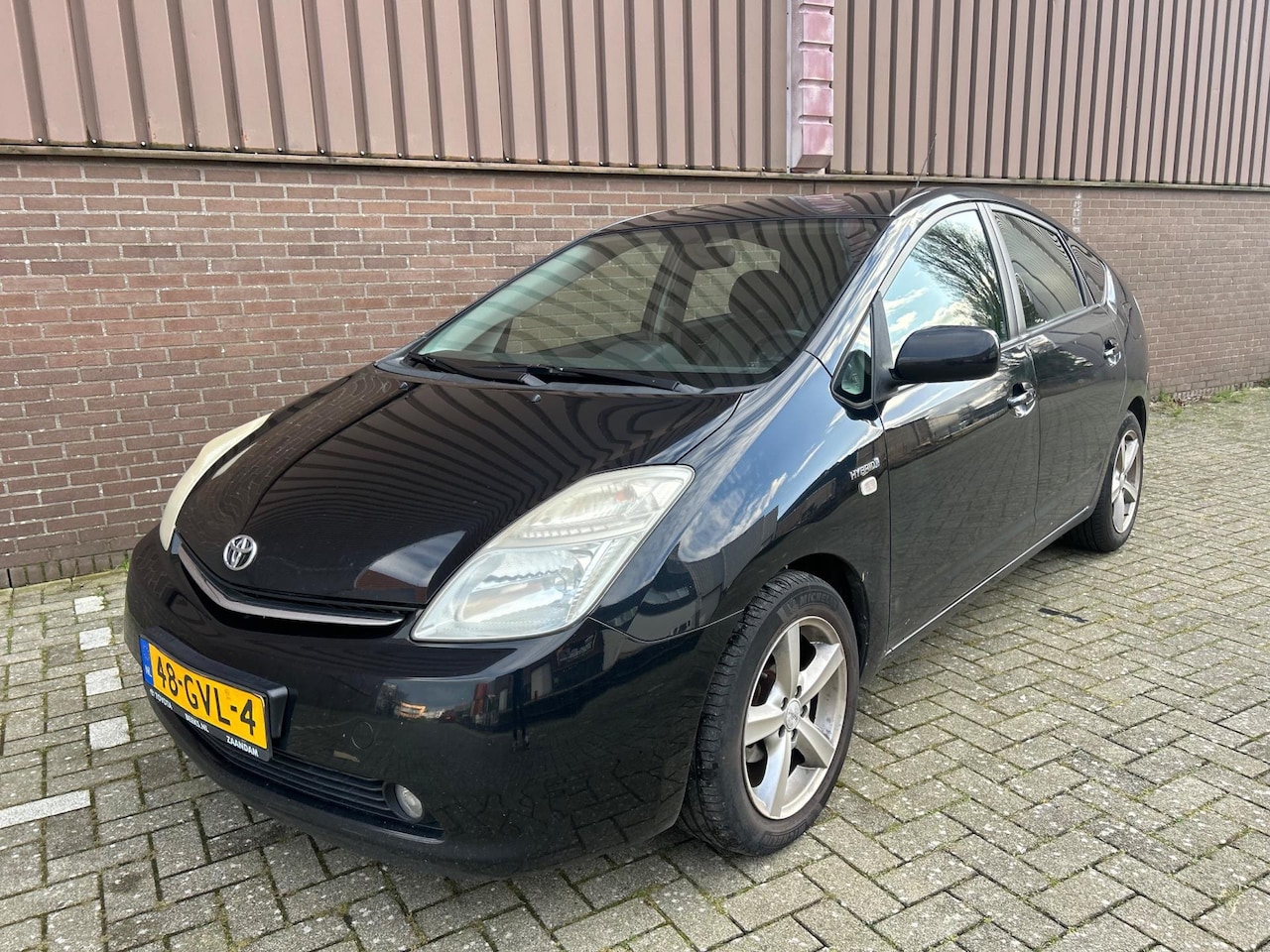 Toyota Prius - 1.5 VVT-i Tech Edition NAVI Leer Camera Cruise - AutoWereld.nl