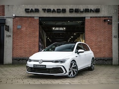 Volkswagen Golf - 1.5 eTSI R-Line Pano / Camera / Sfeer