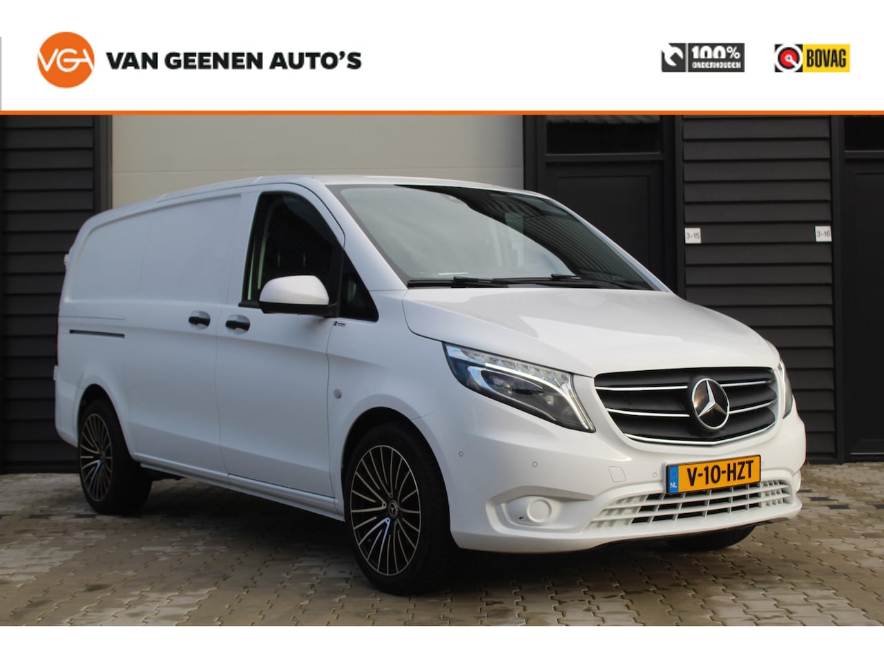 Mercedes-Benz Vito - 114CDI 136Pk Lang L2 | LED | Automaat | Trekhaak - AutoWereld.nl