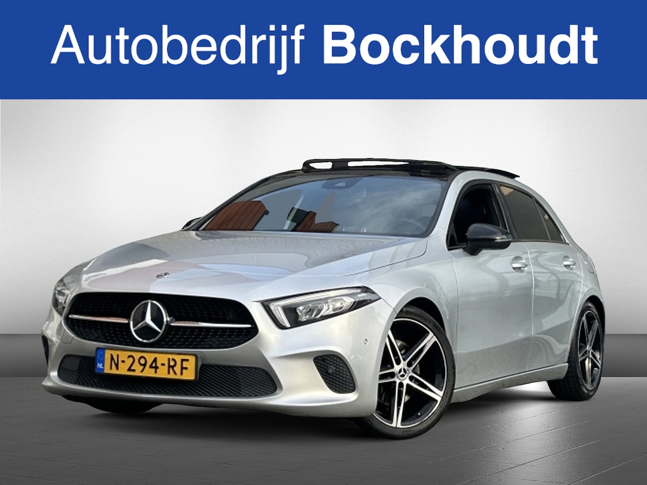 Mercedes-Benz A-klasse - 200 | Virtual Cockpit | Panoramadak | Leer | Sfeer - AutoWereld.nl