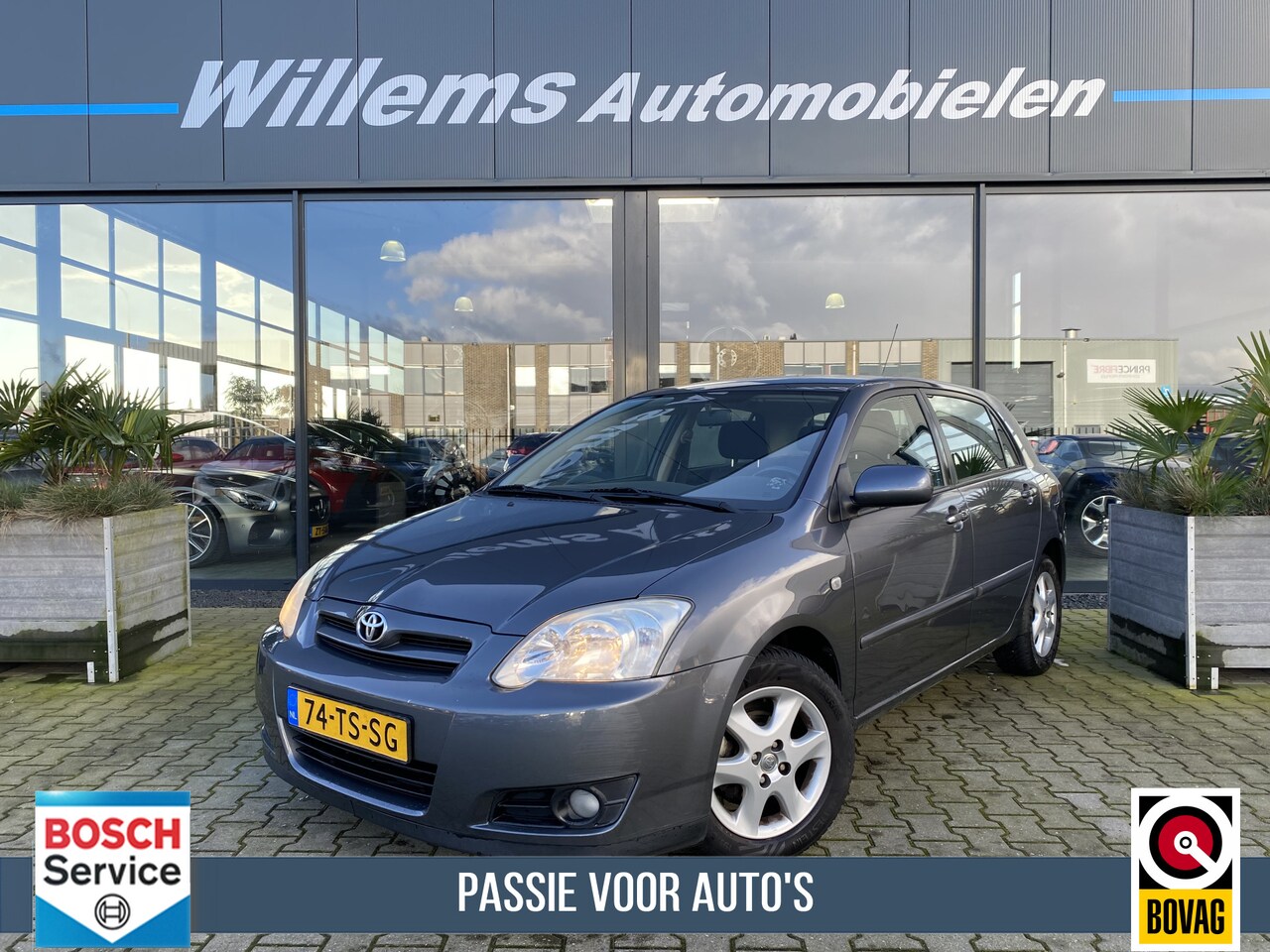 Toyota Corolla - 1.4 VVT-i Anniversary Airco, trekhaak - AutoWereld.nl