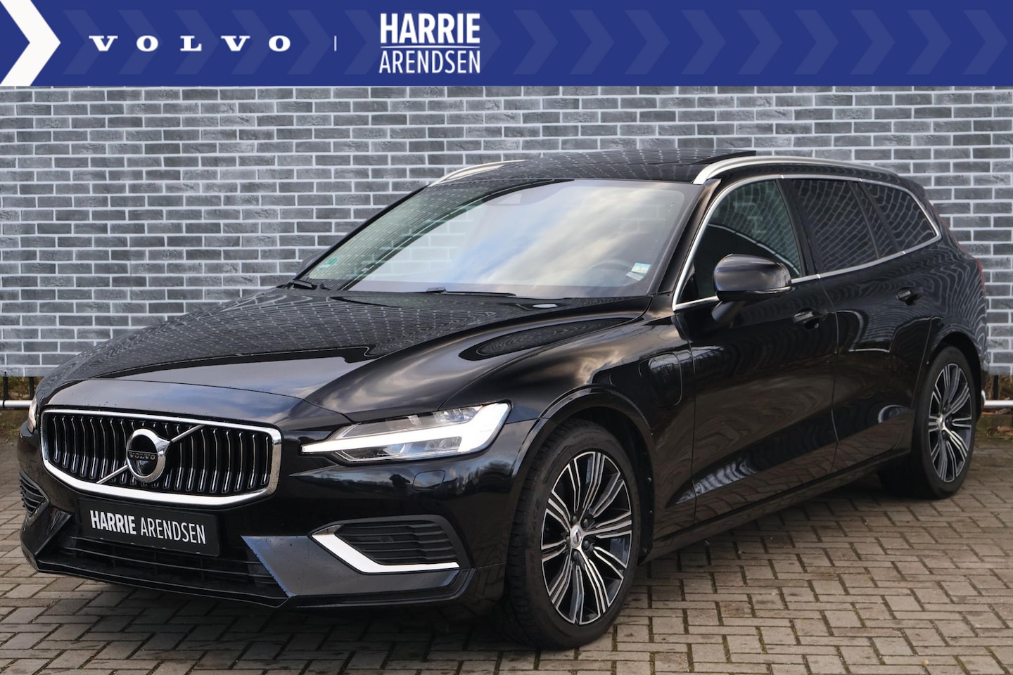 Volvo V60 - 2.0 T6 Recharge AWD Inscription | Harman/Kardon | Rondomzichtcamera | Schuif/Kantel dak | - AutoWereld.nl