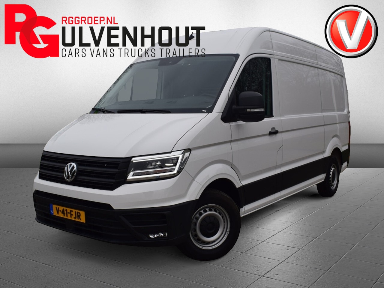 Volkswagen Crafter - 30 2.0 TDI L3H3 Highline 140 PK | LED | TREKHAAK | NAVI | BETIMM - AutoWereld.nl