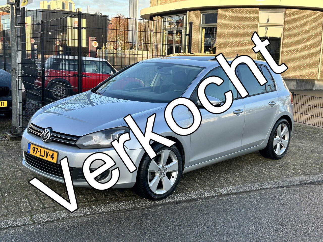 Volkswagen Golf - 1.4 TSI Highline Leder..Schuifdak..Xenon - AutoWereld.nl