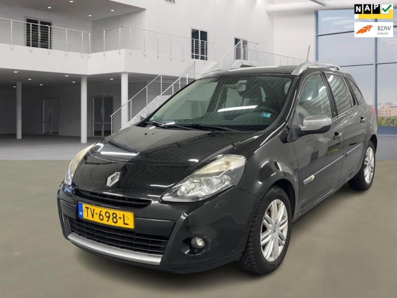 Renault Clio Estate - 1.2 TCE Collection/APK TOT 06-04-2025 - AutoWereld.nl