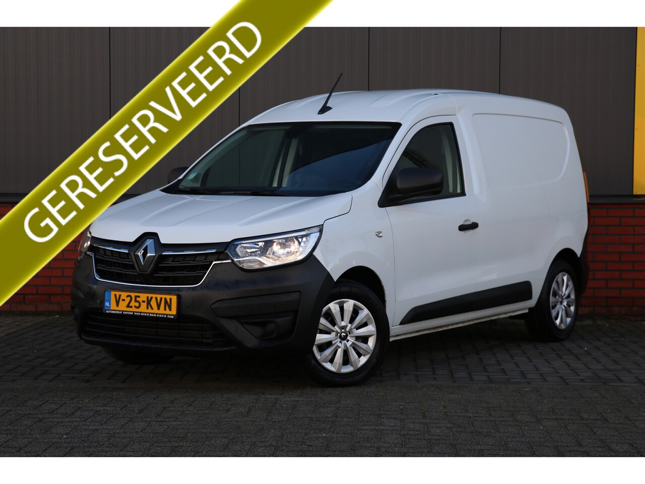 Renault Express - 1.5 dCi 75 Comfort dodehoeksensor | navigatie | carplay | - AutoWereld.nl