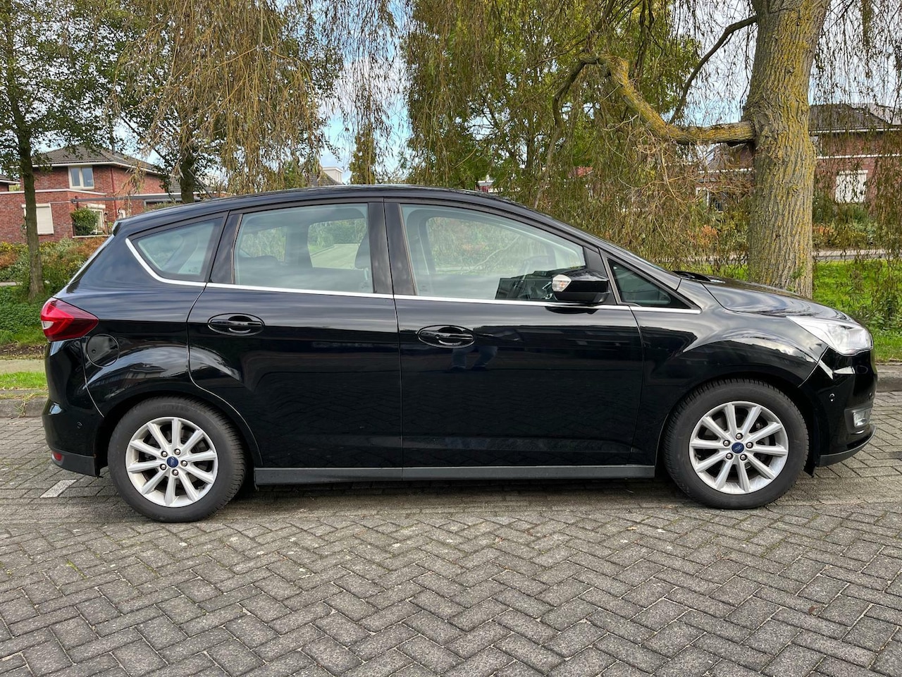 Ford C-Max - 1.0 Titanium Keyless/stoel,stuur,ruit verwarming - AutoWereld.nl