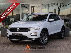 Volkswagen T-Roc - 1.0 TSI Style 115pk I Navigatie I Carplay I Parkeersensoren I ACC