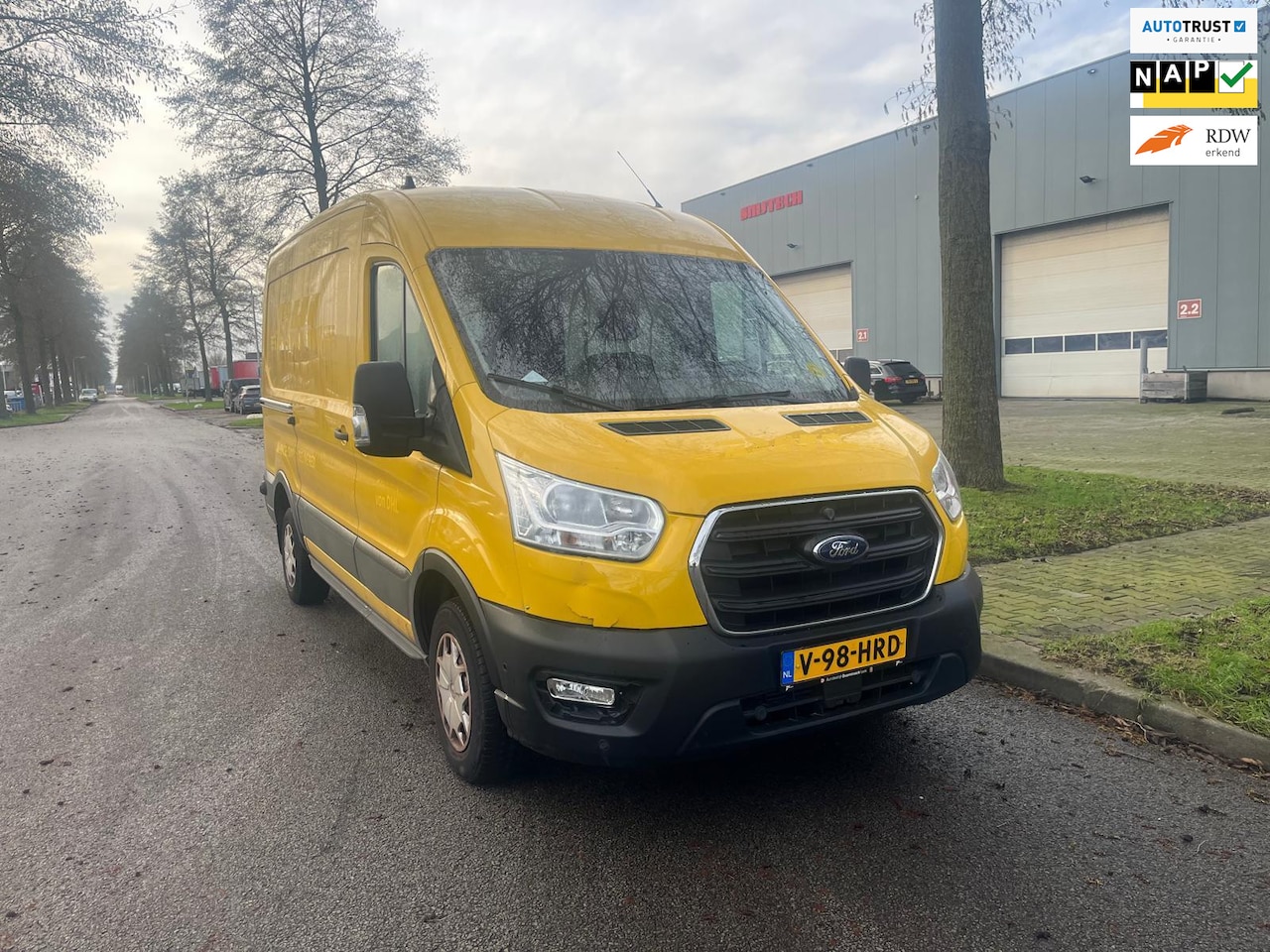 Ford Transit - 290 2.0 TDCI L2H2 Ambiente airco - AutoWereld.nl