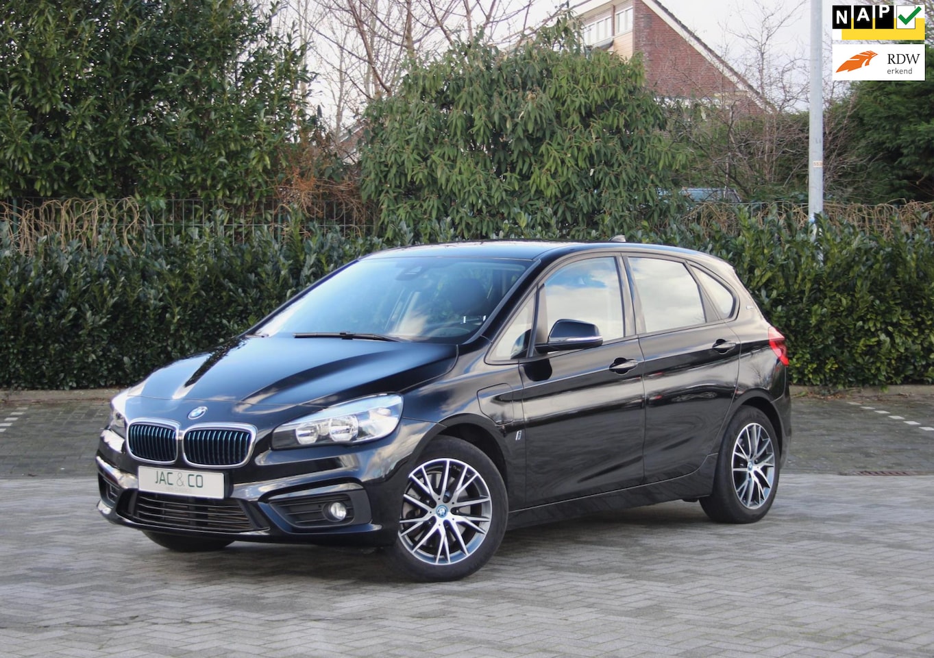 BMW 2-serie Active Tourer - 225xe iPerformance Executive 225xe iPerformance Executive - AutoWereld.nl