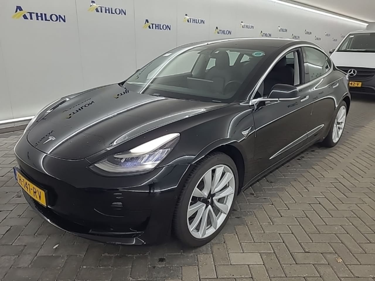 Tesla Model 3 - Standard RWD Plus [ AUTOPILOT+19" LMV+60 kWh+PREMIUM AUDIO ] - AutoWereld.nl