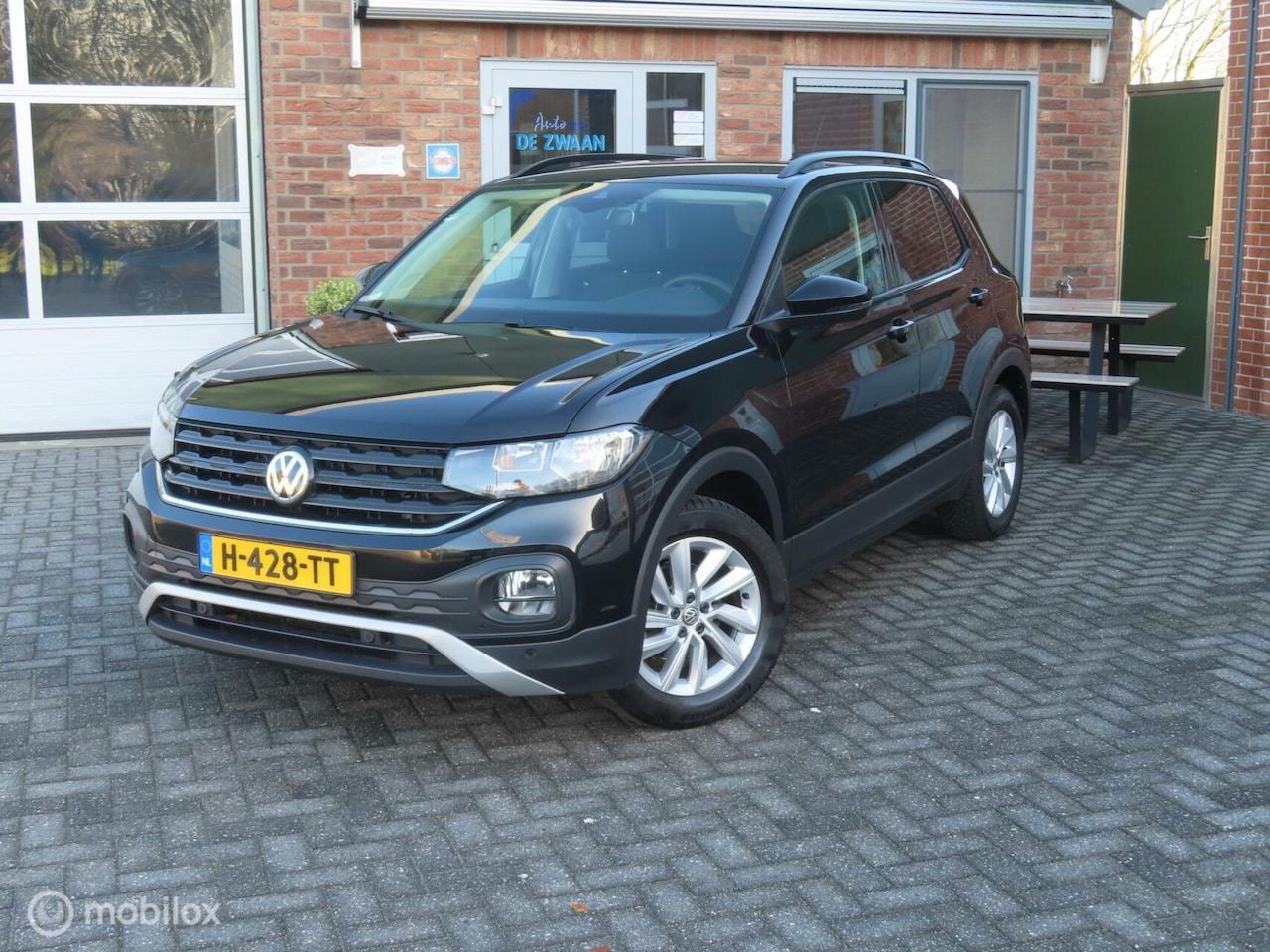 Volkswagen T-Cross - 1.0 TSI DSG 115pk Life Business Multimedia/camera/pdc/adapt cruise - AutoWereld.nl