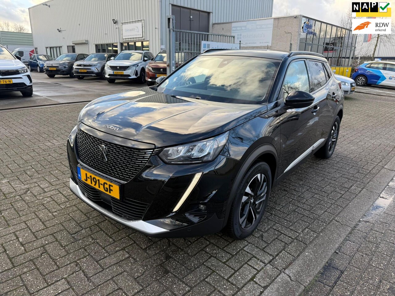 Peugeot 2008 - 1.2 PureTech Blue Lease Allure 1.2 PureTech Blue Lease Allure, NAP, Navigatie - AutoWereld.nl