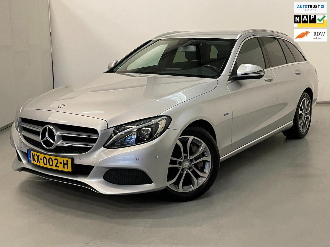 Mercedes-Benz C-klasse Estate - 350e / Vol. Deal. Ond. / Camera / Trekhaak - AutoWereld.nl