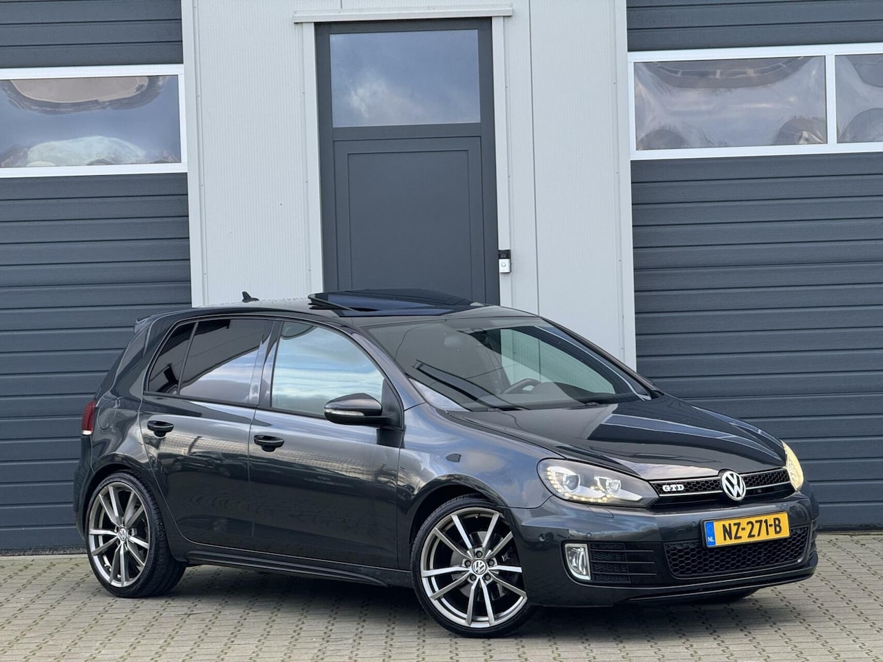 Volkswagen Golf - 2.0 GTD 2012 DSG Edition / Led / Alle opties - AutoWereld.nl