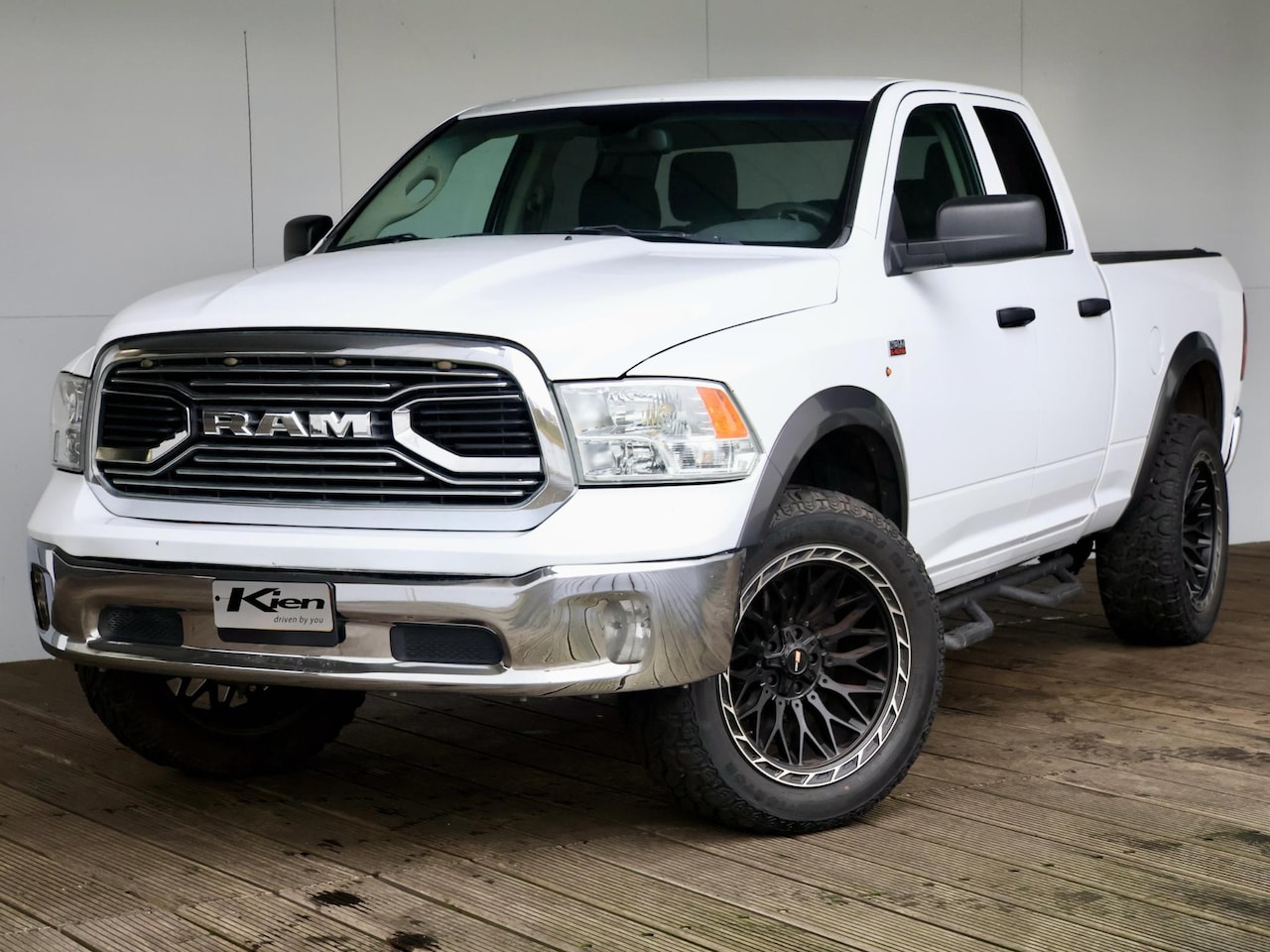 Dodge Ram 1500 - 3.6 V6 Quad Cab 6'4 3.6 V6 Quad Cab 6'4 - AutoWereld.nl