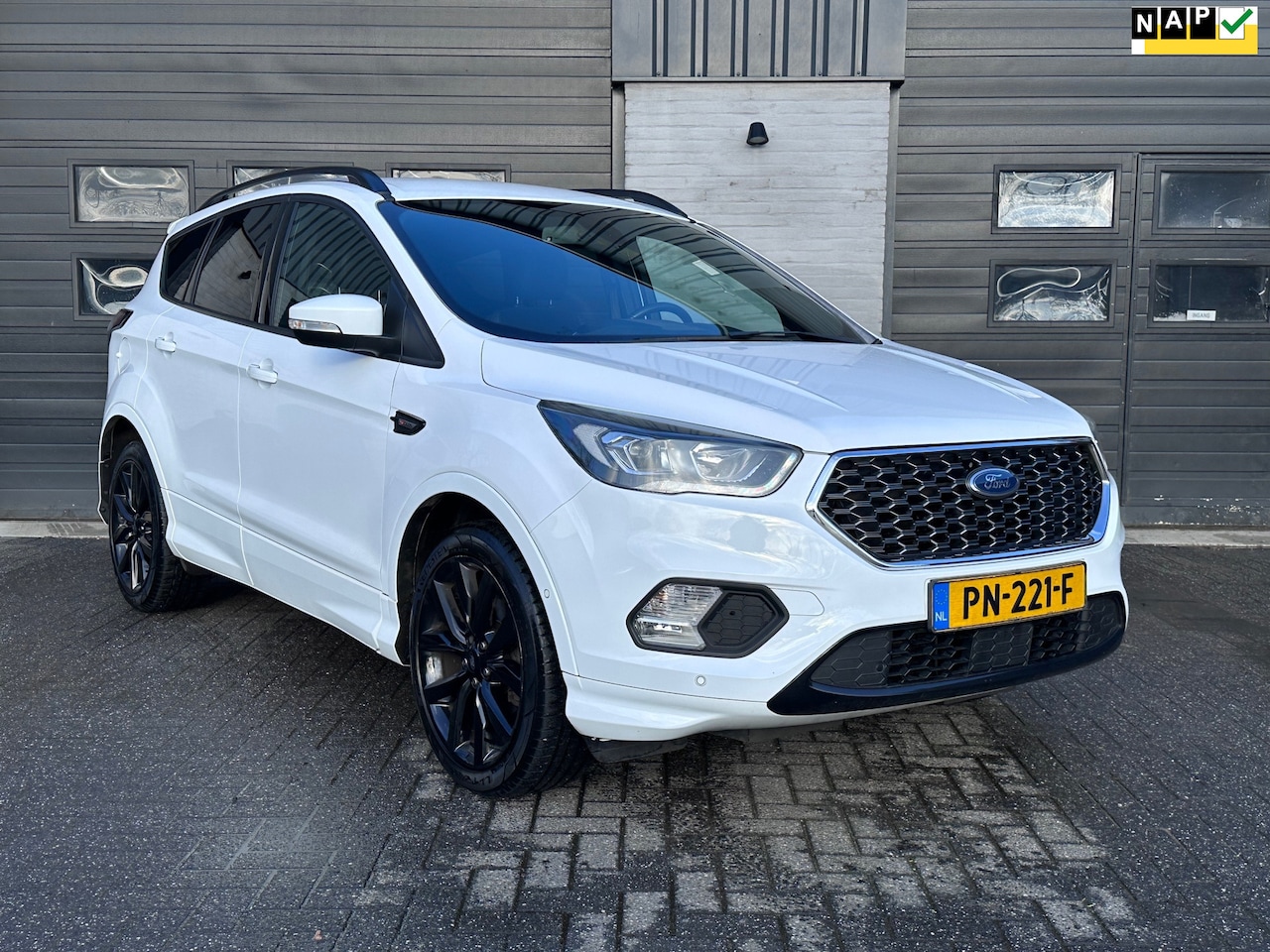 Ford Kuga - 1.5 EcoBoost ST-Line 1.5 EcoBoost ST Line, Trekhaak, Pdc, Camera, Vol! - AutoWereld.nl