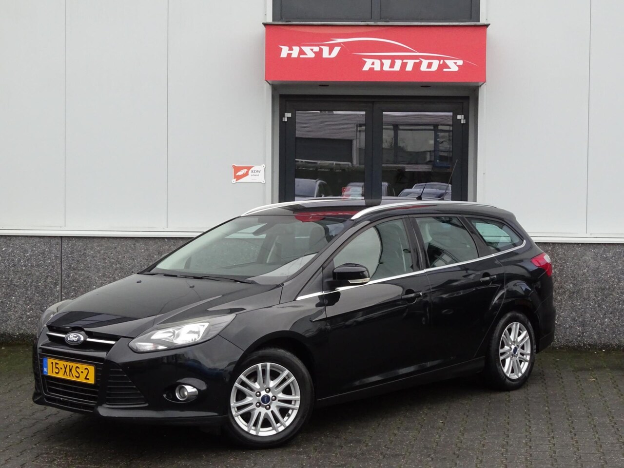 Ford Focus Wagon - 1.0 EcoBoost Titanium navi LM airco - AutoWereld.nl