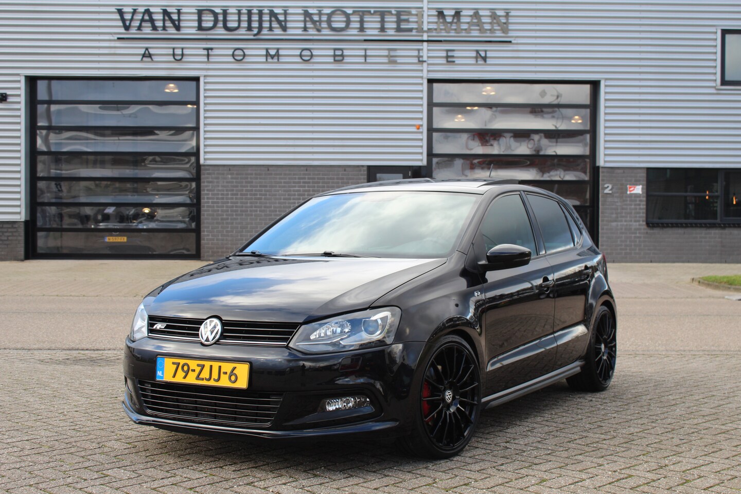 Volkswagen Polo - 1.4 TSI GTI / Panoramadak / Stoelverwarming / N.A.P. - AutoWereld.nl