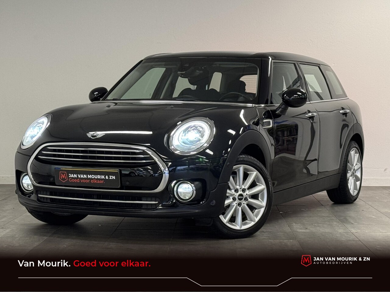 MINI Clubman - Mini 1.5 Cooper Chili Serious Business | Parkeersensoren V+A | Stoelverwarming - AutoWereld.nl