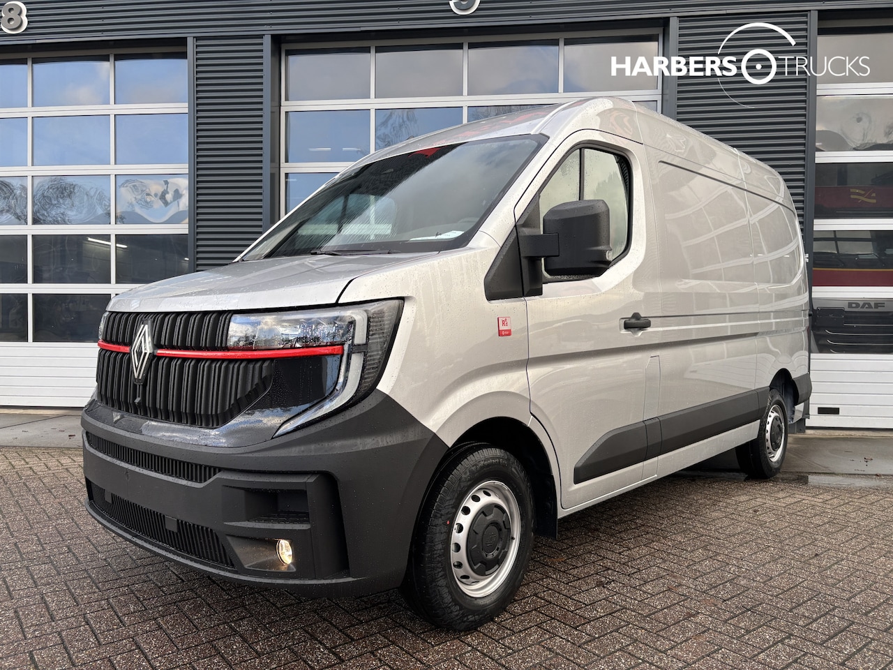 Renault Master E-Tech - L2H2 Red Limited Edition WLTP 460Km, BPM vrij, Carplay - AutoWereld.nl