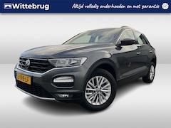 Volkswagen T-Roc - 1.0 TSI Style Multimedia Parkeersensoren / Cruise control / LM velgen / Bluetooth