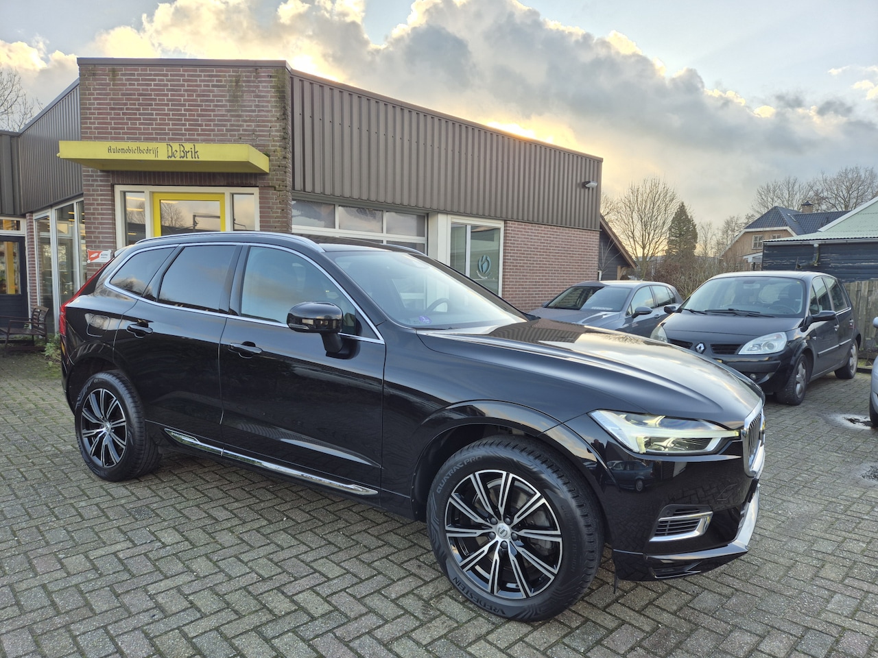 Volvo XC60 - 2.0 T8 Twin Engine AWD Inscription 2.0 T8 Twin Engine AWD Inscription, Trekhaak, Panorama-dak! - AutoWereld.nl