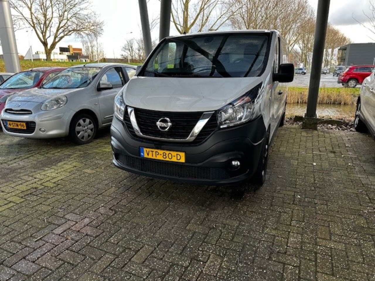 Nissan nv300 - GB 2.0 dCi 120pk L2H1 2900 Acenta Navi - AutoWereld.nl