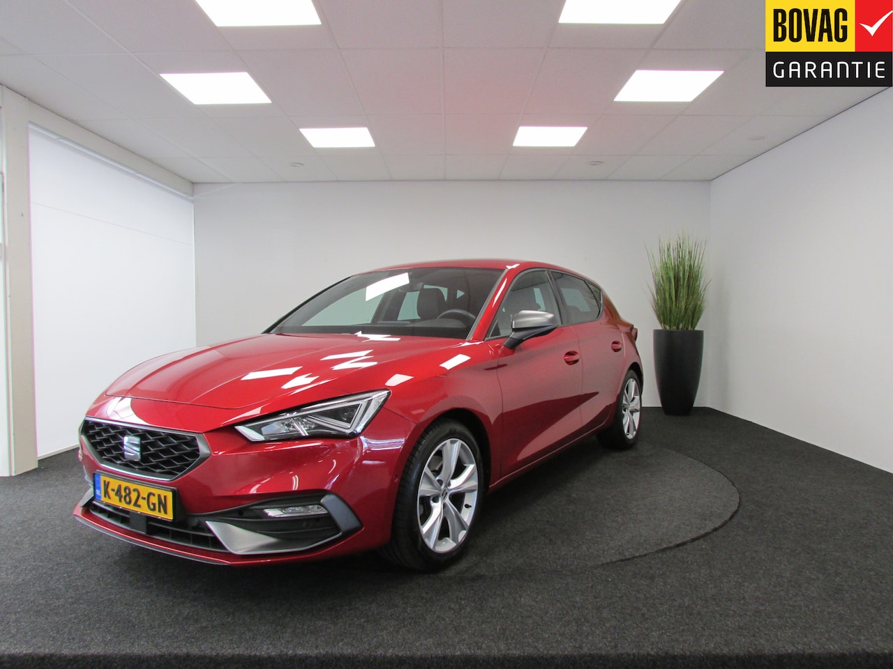 Seat Leon - 1.5 eTSI FR I Digitaal dashboard I Automaat I Achteruitrijcamera I Stoelverwarming I MHEV - AutoWereld.nl