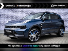 Lynk & Co 01 - Plug-in Hybrid | 69 KM Elektrisch Rijden | Panoramadak | Camera | Adaptieve Cruise Control