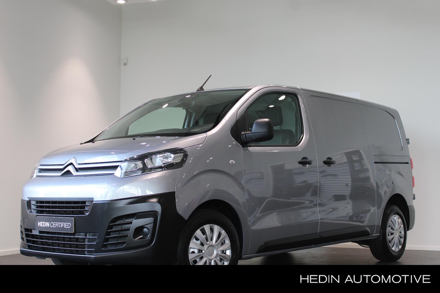 Citroën Jumpy - 2.0 BlueHDI 120 M Club 2.0 BlueHDI 120 M Club - AutoWereld.nl