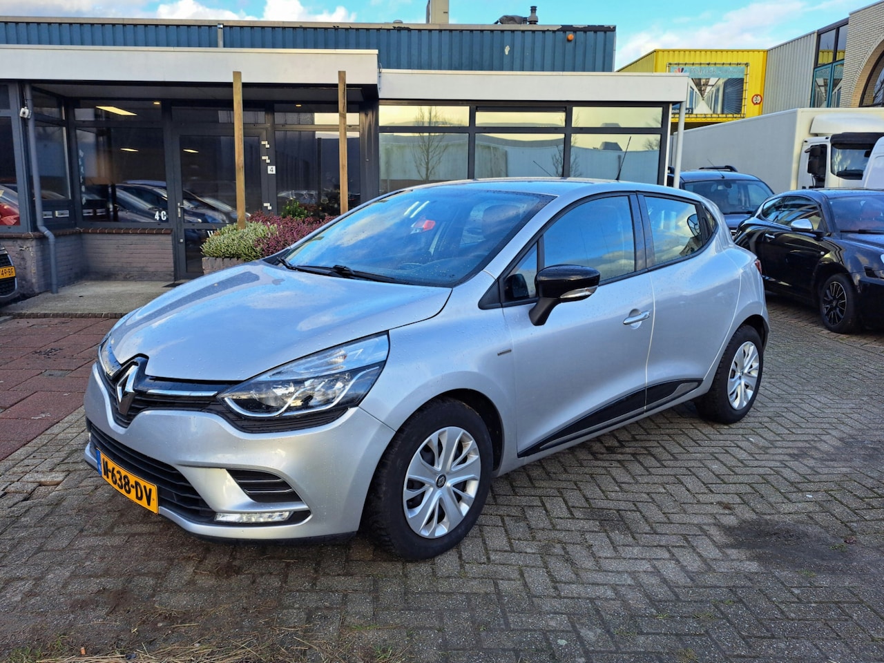 Renault Clio - 1.2 TCe Zen | AIRCO | CRUISE CONTROL - AutoWereld.nl