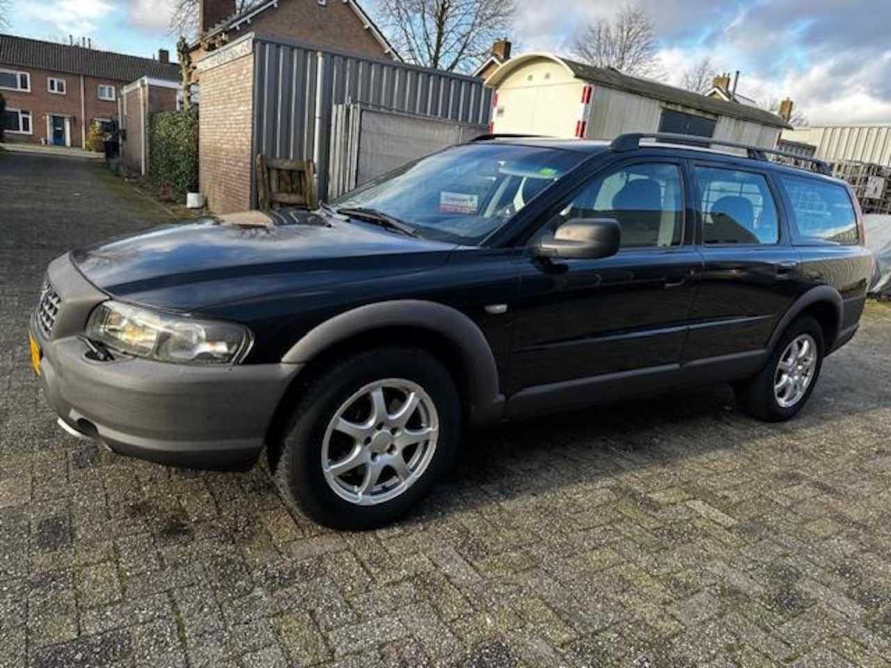 Volvo XC70 - 2.4 D5 2003 AWD automaat airco youngtimer - AutoWereld.nl