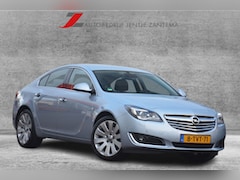 Opel Insignia - 2.0 T Cosmo 4x4 | Navigatie | Xenon | Cruise-control | PDC | Camera | NL auto |