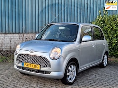 Daihatsu Trevis - | 1.0 | Bluetooth | Navi |