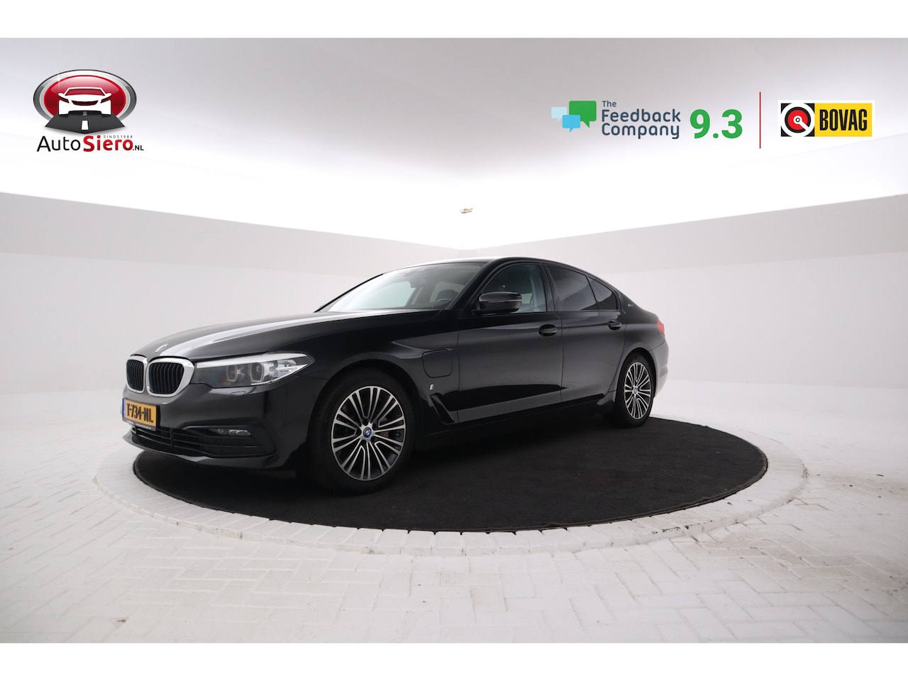 BMW 5-serie - 530e iPerformance High Executive Edition Schuifdak, Leer, Stuurwiel/stoelverw, Climate - AutoWereld.nl