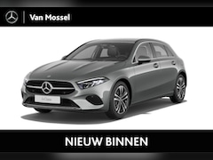 Mercedes-Benz A-klasse - 180 Star Edition Luxury-Line / Stoelverwarming / Achteruitrijcamera /