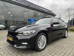 BMW 3-serie Touring - 320i 184PK High Executive | Navi | Panorama | Leer | Sfeer | Sha