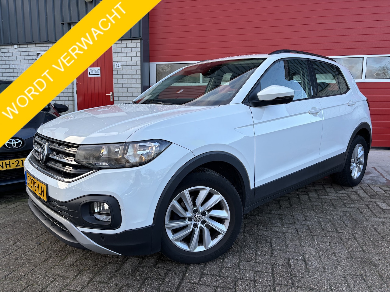 Volkswagen T-Cross - 1.0 TSI Life NAVI / CARPLAY / CLIMA / PDC / BLUETOOTH / ACC / DAB+ / NL-AUTO - AutoWereld.nl