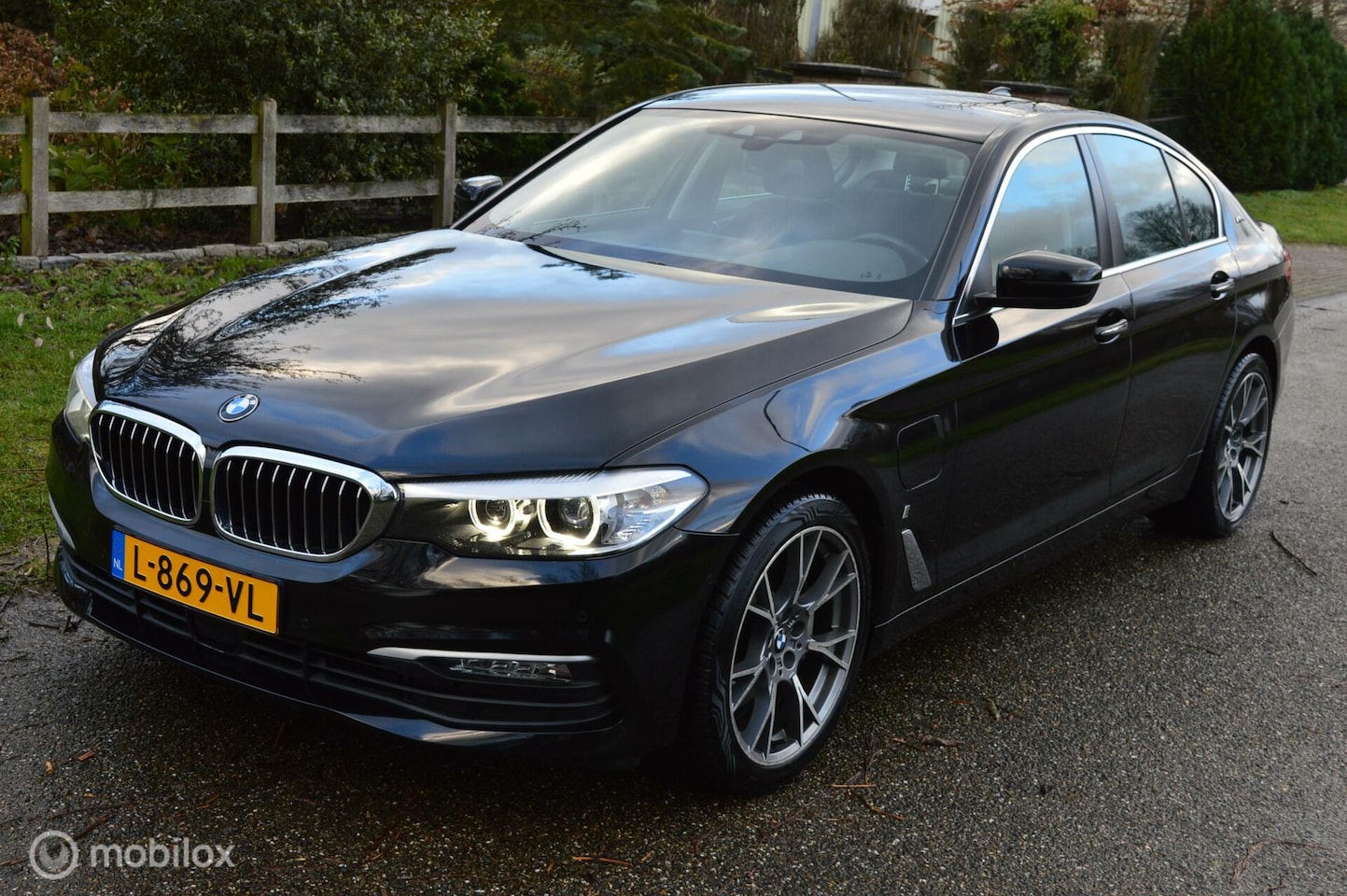 BMW 5-serie - G30 530e Hybride 2018 / ACC /Camera/ Zeer netjes - AutoWereld.nl