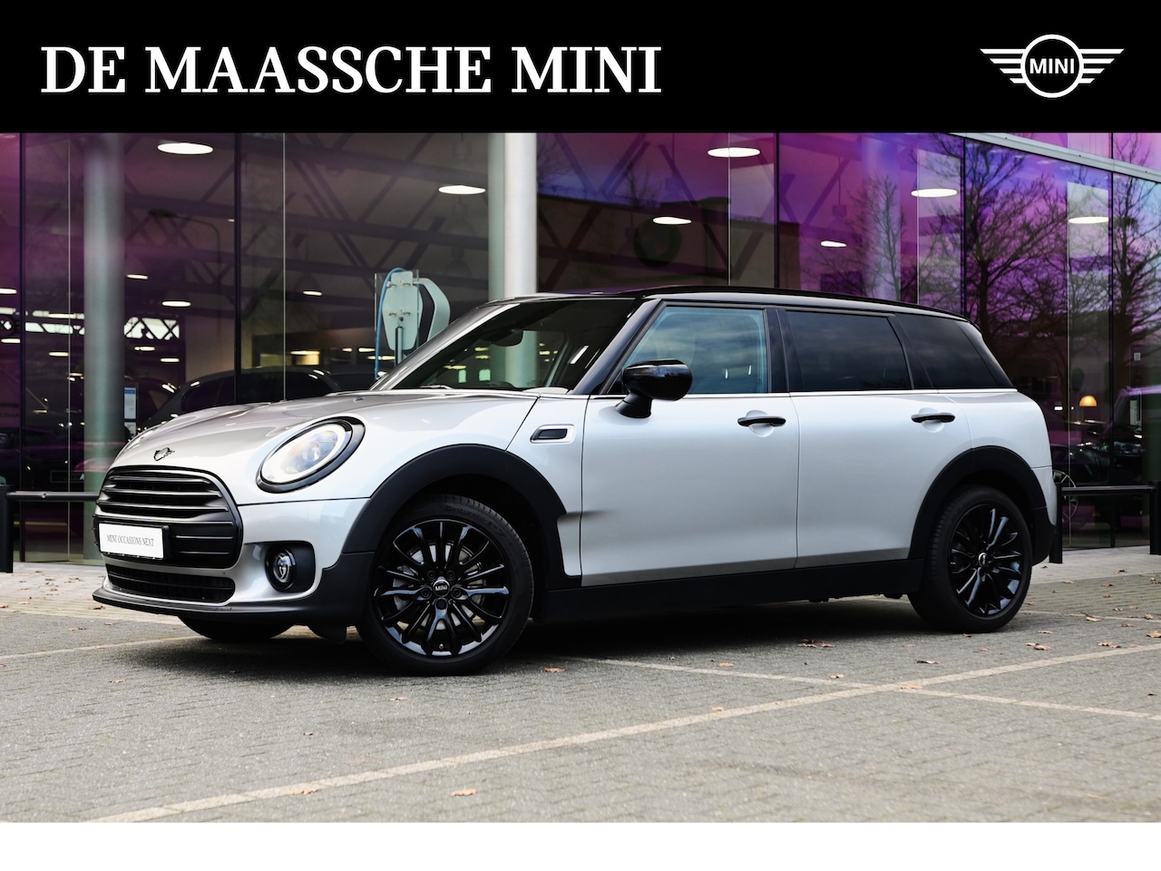 MINI Clubman - Cooper Classic Automaat / Achteruitrijcamera / Comfort Access / LED / Stoelverwarming / Co - AutoWereld.nl