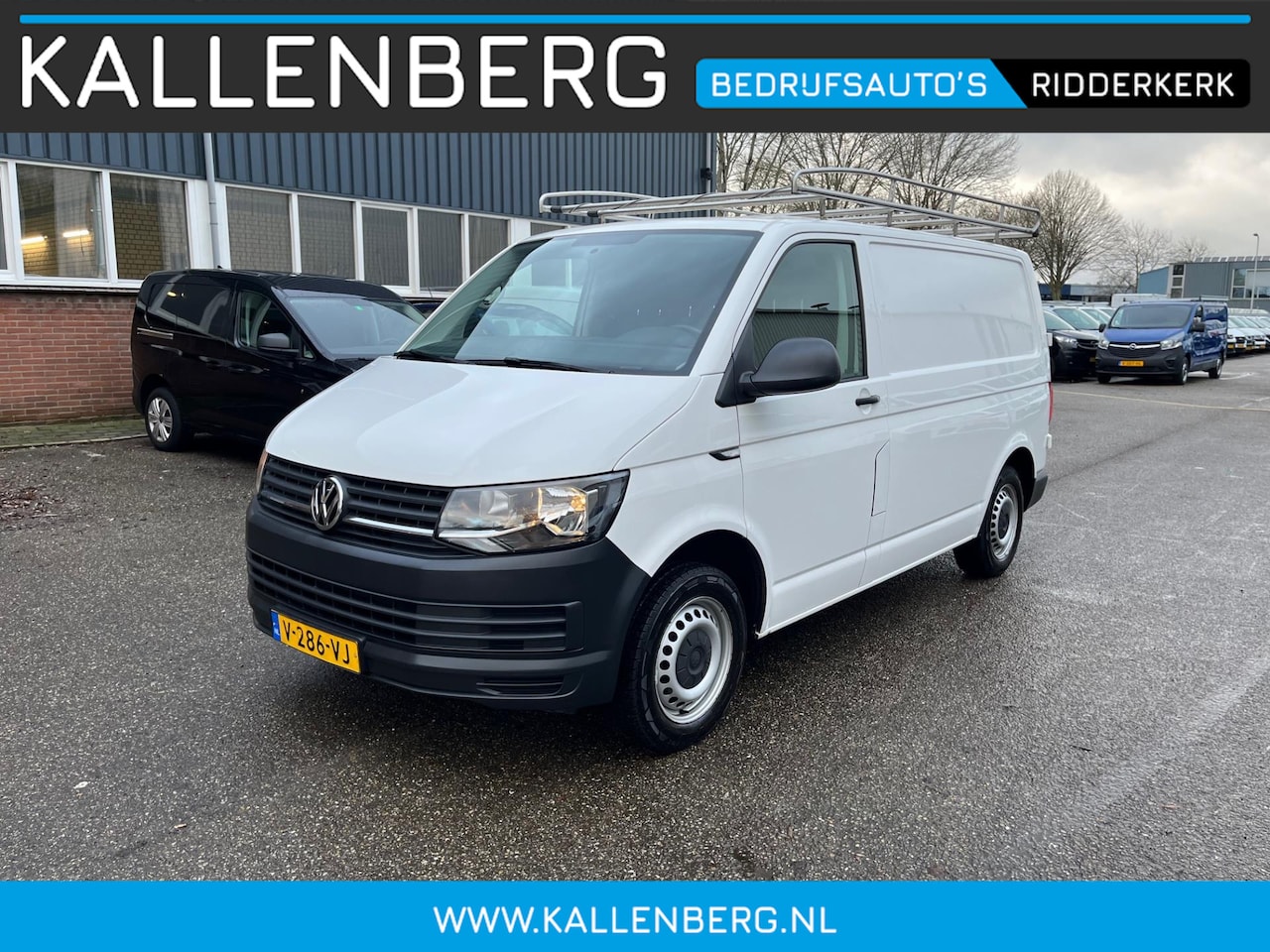 Volkswagen Transporter - Volkswagen Transporter 2.0 TDI 102PK L1H1 Trendline / Airco / Trekhaak / Imperiaal / 3 zit - AutoWereld.nl